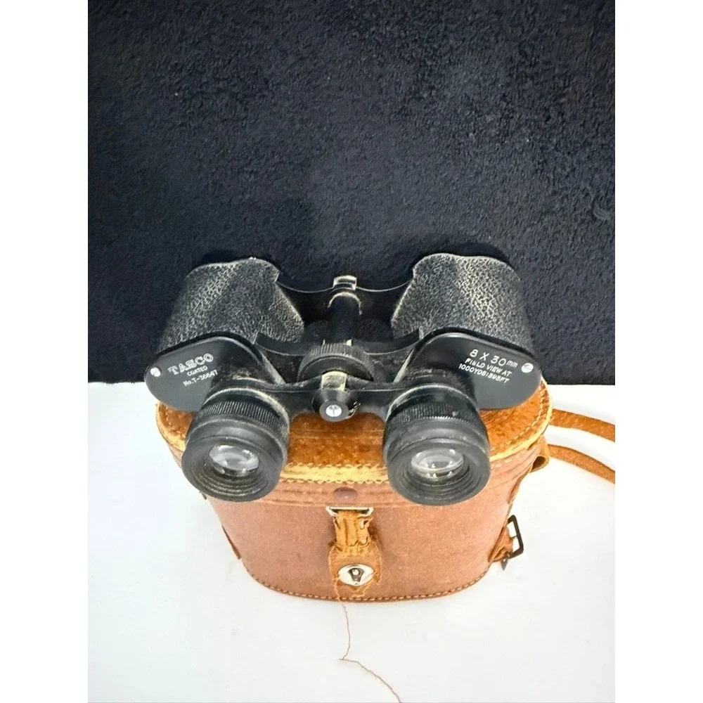 Vintage Tasco 8x30mm Binoculars Coated Optics T-36647 Japan with Leather Case
